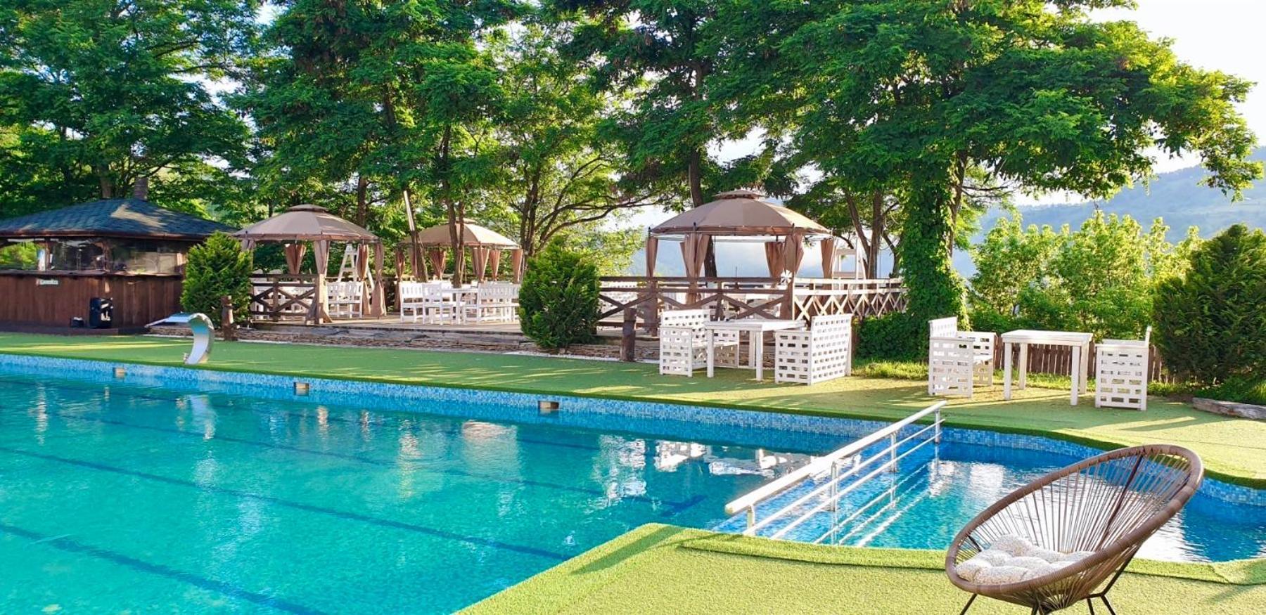 Mountain View Hotel Complex Yabulkovets Dış mekan fotoğraf